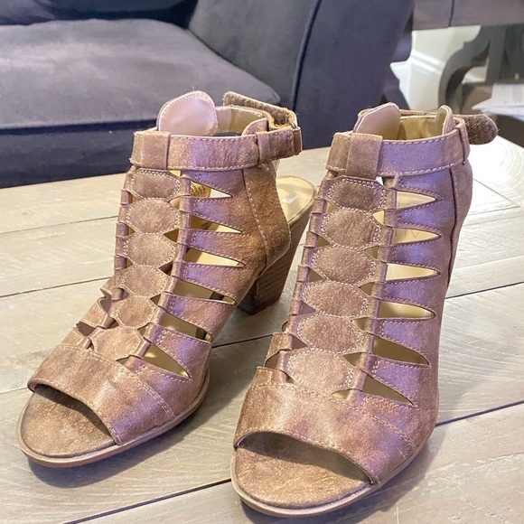 Naturalizer Shoes - NATURALIZER Talon  Sandals l Women’s Heels size 8W